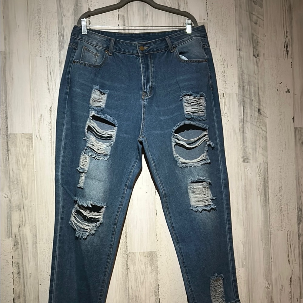 SHEIN Women's Straight Leg Ripped Jeans - Blue